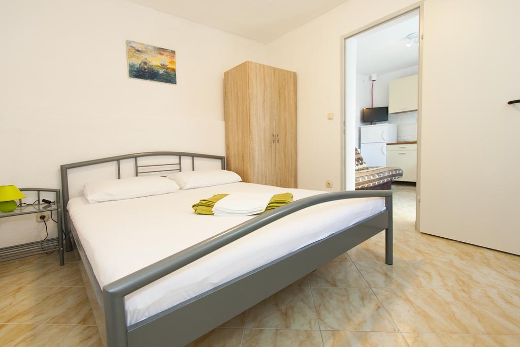 Apartment Mikulic Duće Kültér fotó
