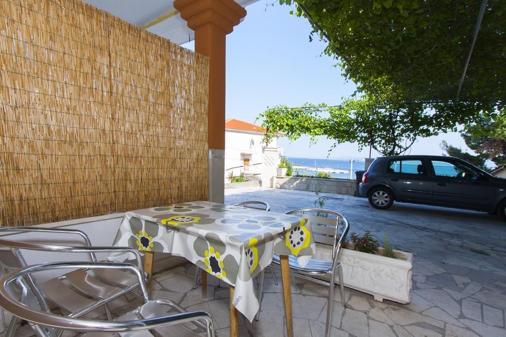Apartment Mikulic Duće Kültér fotó