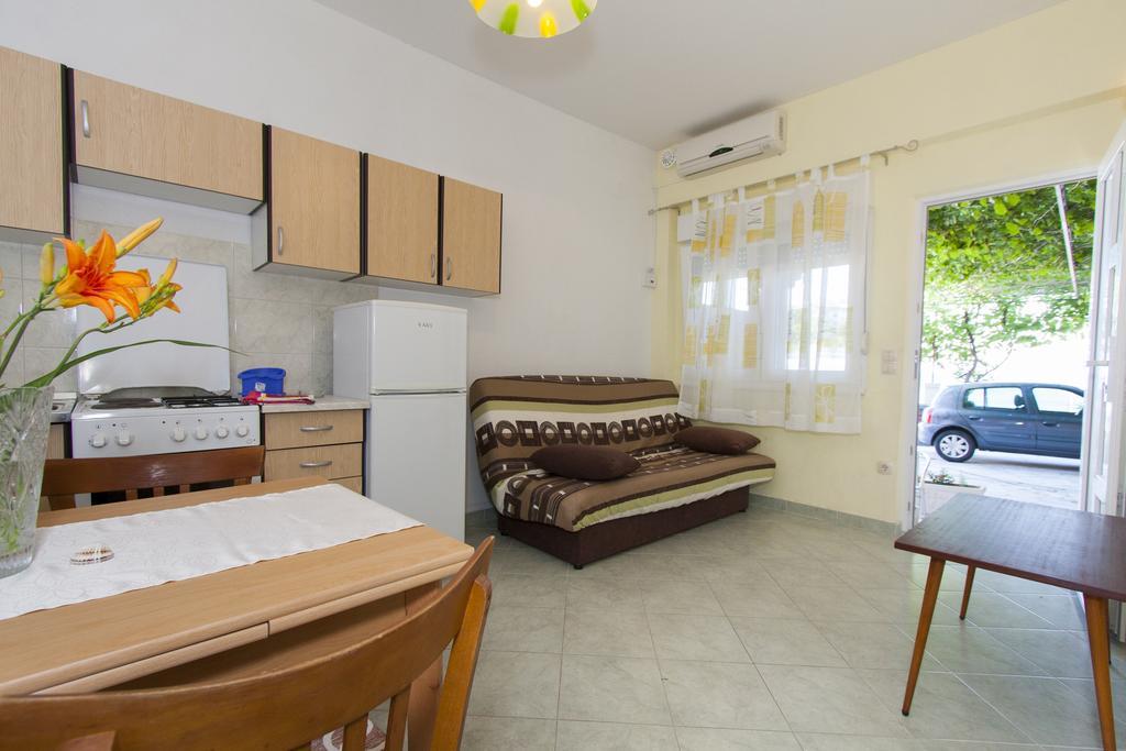Apartment Mikulic Duće Kültér fotó